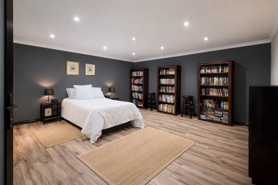 6 Bedroom Property for Sale in Cashan North West